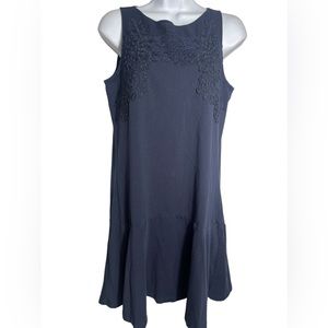 Ann Taylor LOFT dress size small navy blue dress with eyelet embroidery 💙💙‎